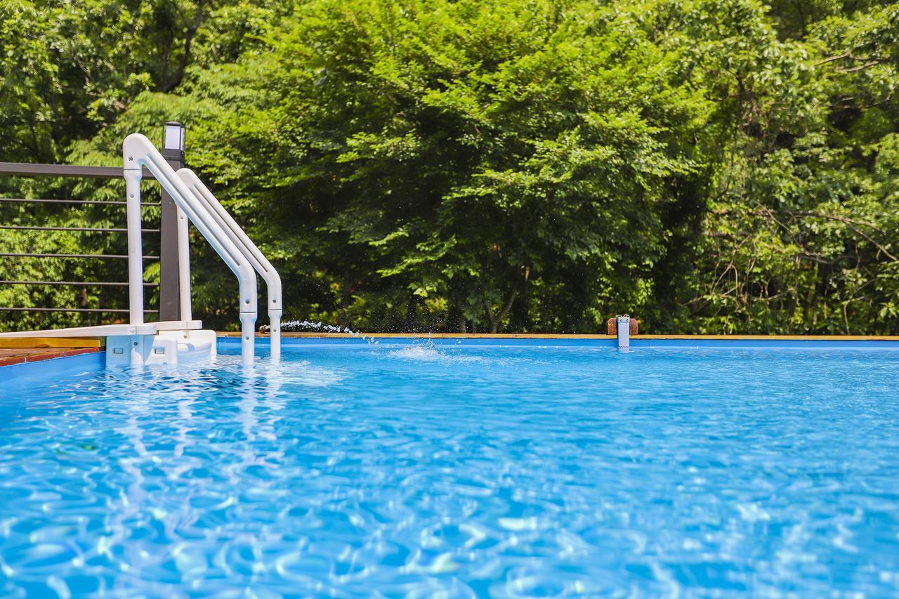 Penatess Pool Villa Cshungdzsu Kültér fotó