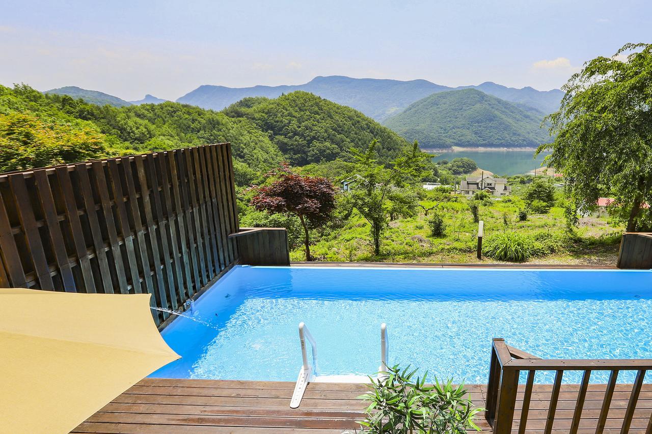 Penatess Pool Villa Cshungdzsu Kültér fotó