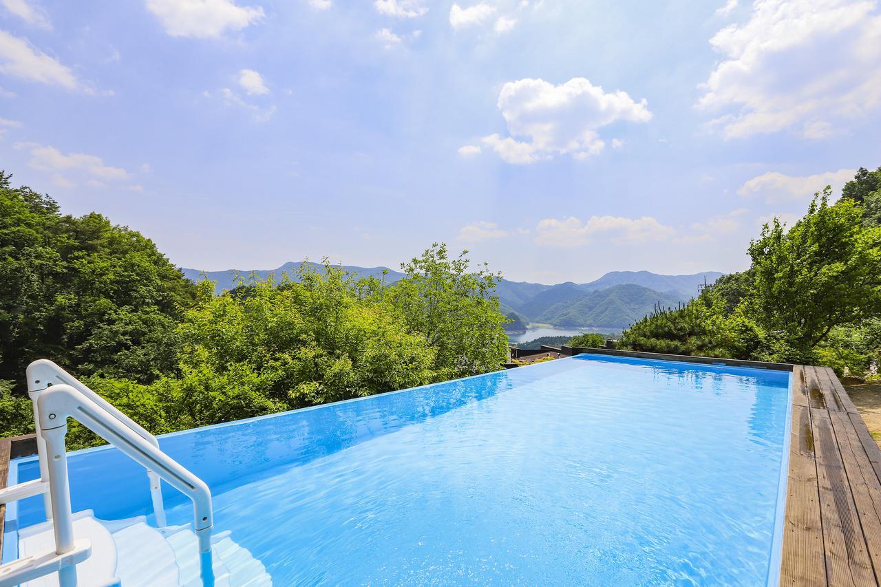 Penatess Pool Villa Cshungdzsu Kültér fotó
