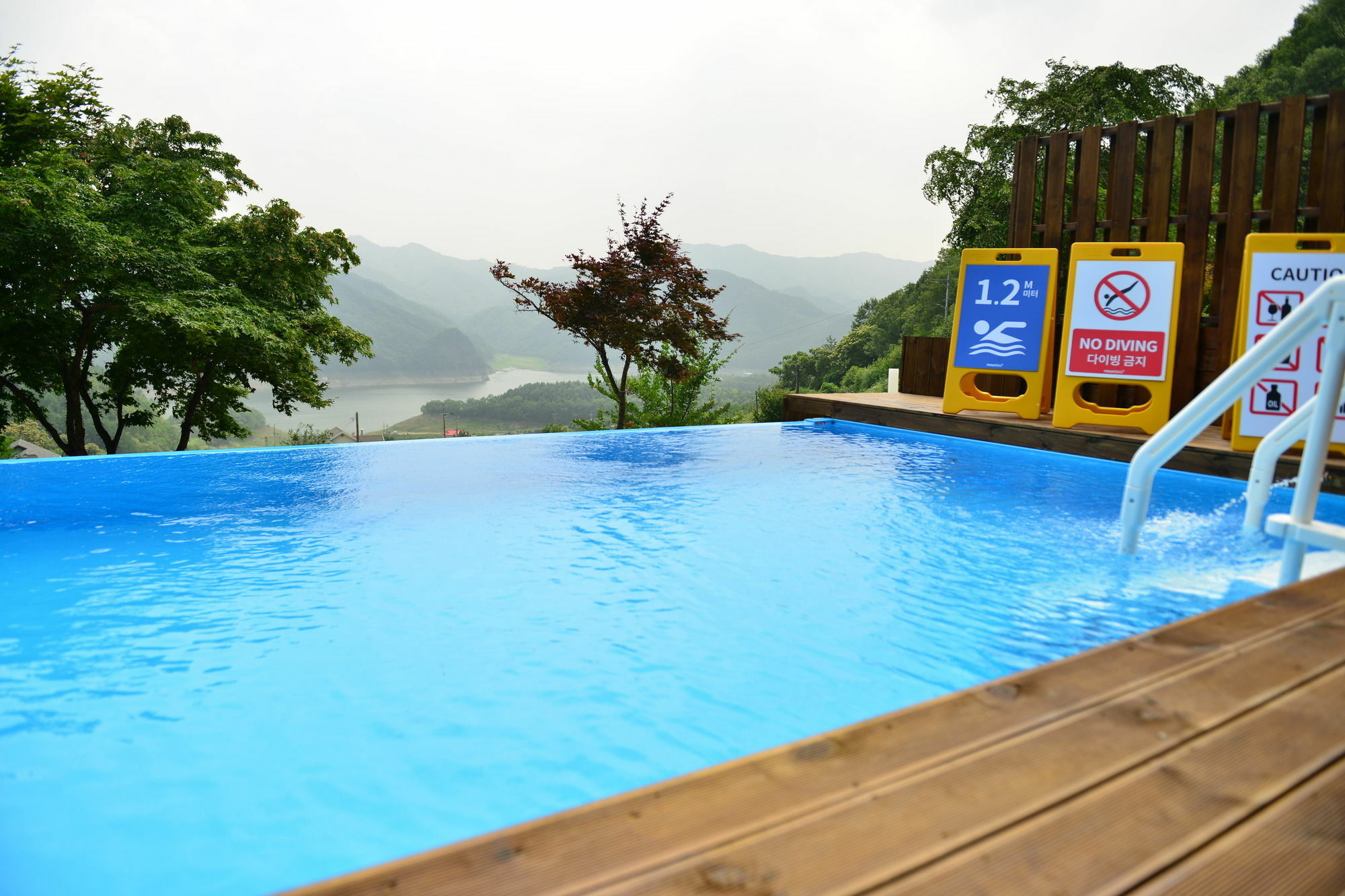 Penatess Pool Villa Cshungdzsu Kültér fotó