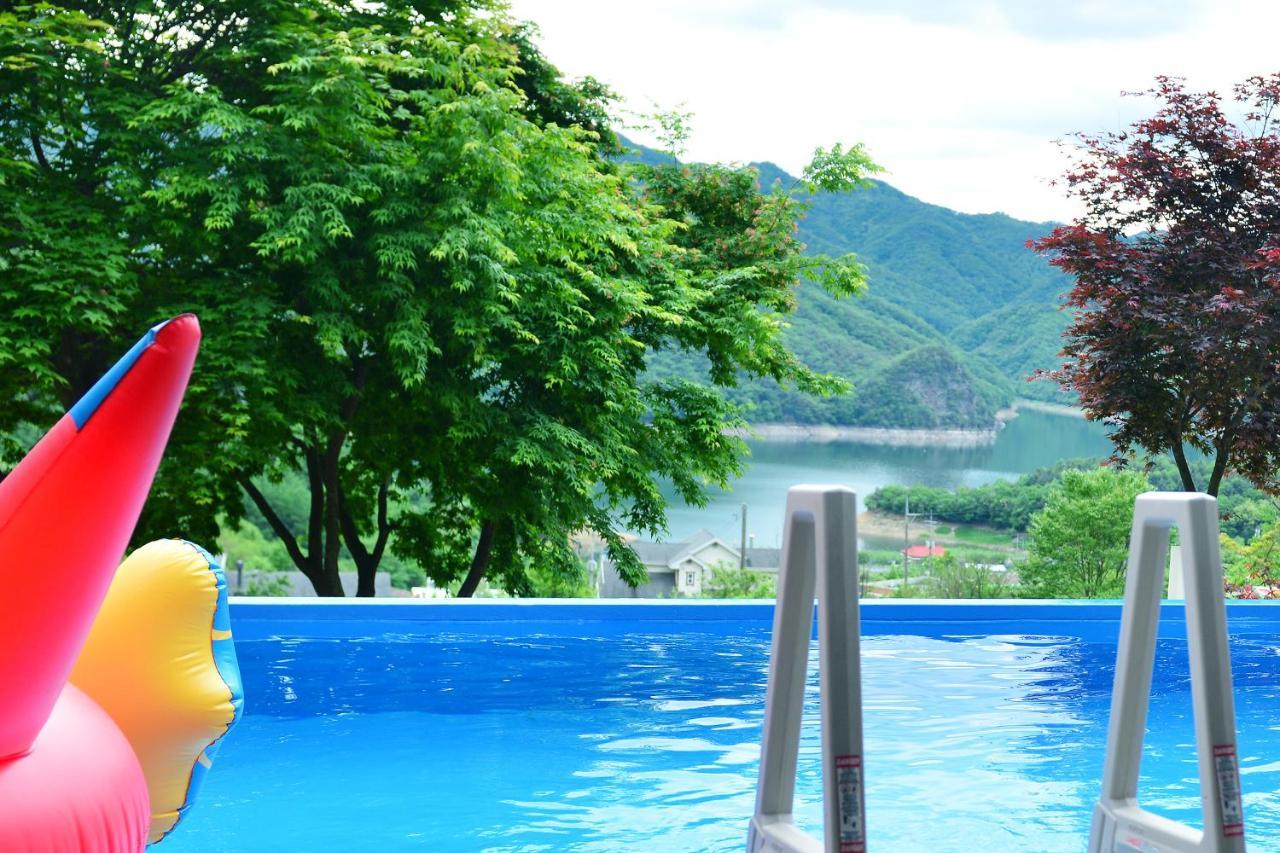 Penatess Pool Villa Cshungdzsu Kültér fotó